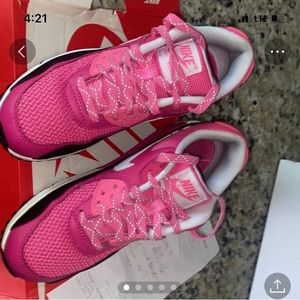 Nike Air Max 90's Pink & Black
